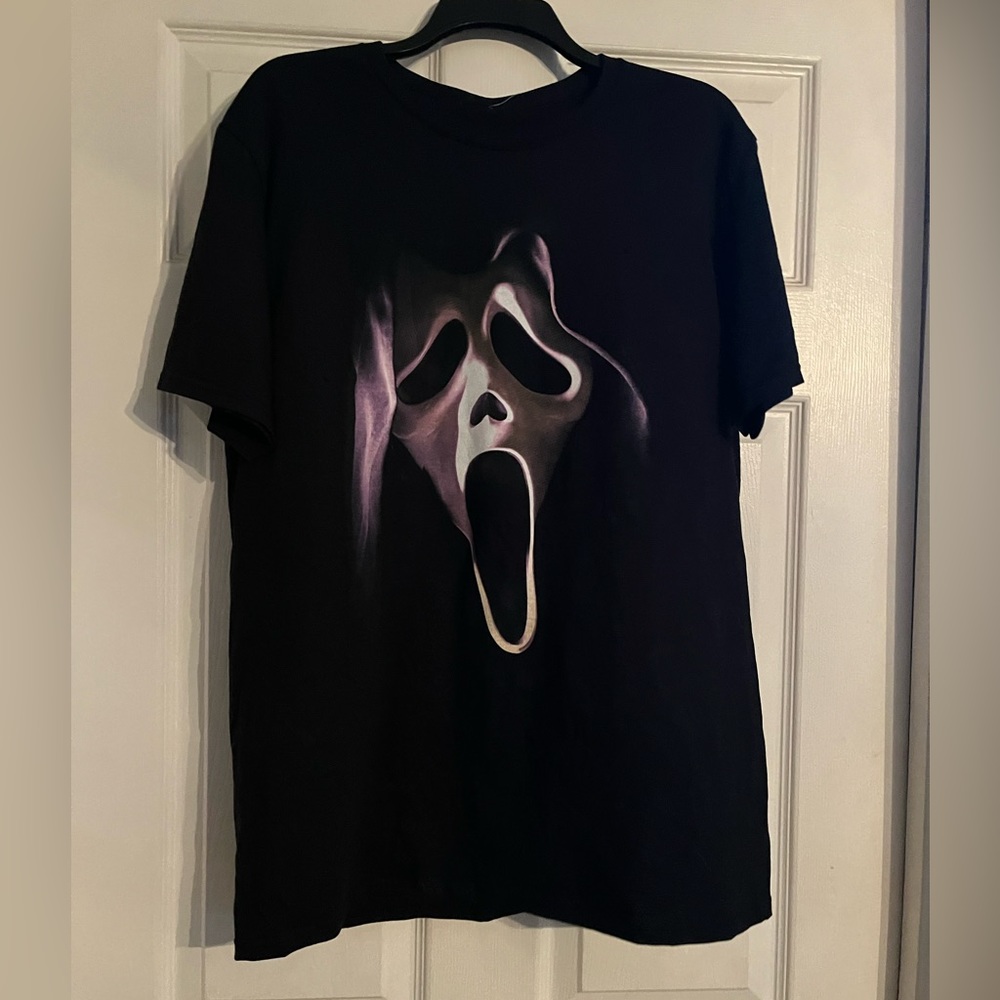 NEW Ghost face T-shirt